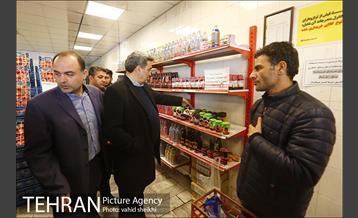 بازدید شهردار تهران از میدان میوه و تره بار ستارخان 7