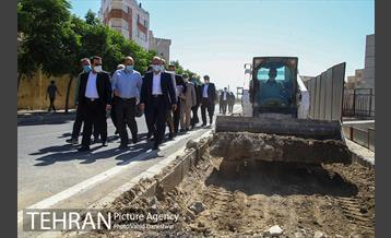 بازدید معاون امور مناطق شهرداری تهران از منطقه 17