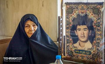 آیین تجلیل از خانواده‌های معظم شهدا منطقه 17