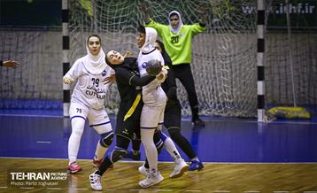 لیگ هندبال زنان 24