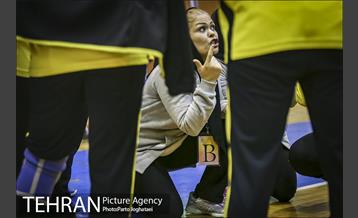 نخستین روز مرحله دوم لیگ هندبال زنان 3