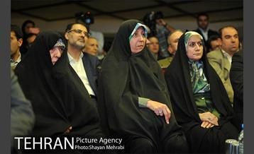 رونمایى از تندیس مرحوم حضرت آیت الله هاشمى رفسنجانى 14