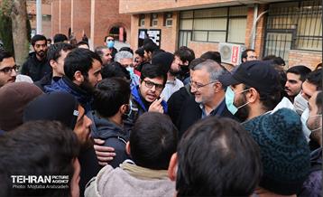 حضور علیرضا زاکانی در دانشگاه شریف 48