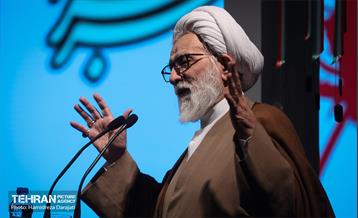 آیین تجلیل از ناشران آثار مادران و همسران شهید 2