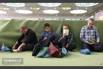 مراسم دعای روز عرفه در مصلی امام خمینی (ره) 34