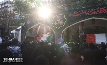 تشییع پیکرهای ۱۰۰ شهید گمنام از مقابل دانشگاه تهران 42