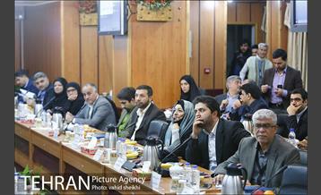 هجدهمین جلسه شورای معاونان،مشاورین و شهرداران مناطق 8