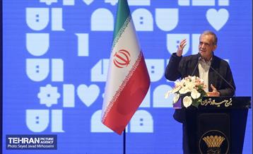 مراسم رونمایی از نخستین بسته حمل و نقل عمومی برقی تهران 26