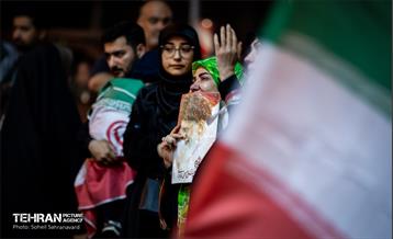 میعادگاه عزاداران رهبر شهید در خیابان کشور دوست