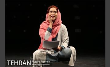 نمایشنامه خوانی میگی منو ببخشه؟‎ 7