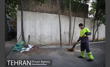 توزیع افطار بین پاکبان های شهر تهران 4