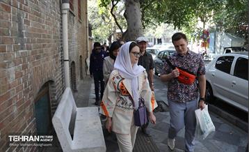 بازدید هیات دیپلماتیک از بناهای تاریخی منطقه ۱۲ 50