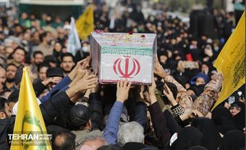 تشییع پیکر شهدای مدافع حرم در منطقه ۵ 5