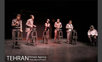 اجرای نمایش کمدی "استشمامات" 8