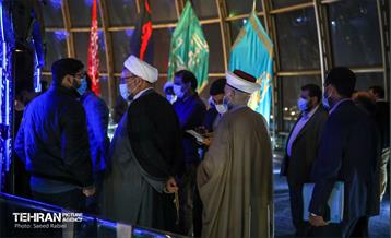 بازدید مهمانان سی و پنجمین کنفرانس بین‌المللی وحدت اسلامی از برج میلاد 34