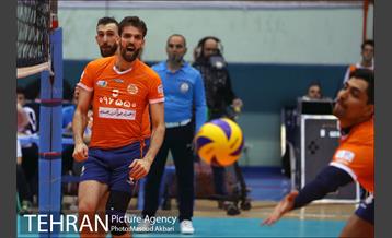 دیدار تیم‌های والیبال شهرداری ورامین و سایپا 17