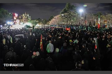 عزاداری هفتمین شب شهادت رهبر انقلاب در میدان دوم نازی آباد 17