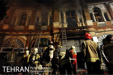 آتش سوزی ساختمان میدان حسن آباد 27