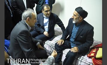 بازدید شهردار تهران و وزیر بهداشت از مراکز پزشکی و درمانی شهر 14