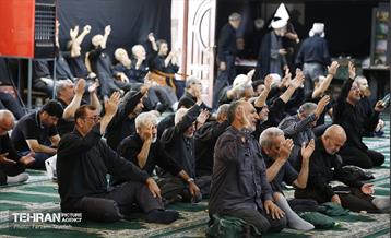 نماز جمعه عاشورایی در منطقه ۵ 28