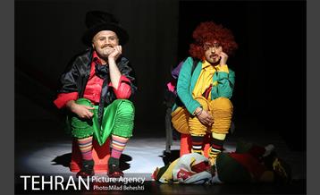 نمایش مخ پریشون های شلم‎ 18