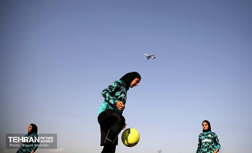 آکادمی فوتبال بانوان 9