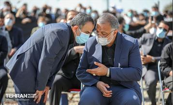 مراسم تشییع و خاکسپاری دوشهید گمنام دفاع مقدس در دریاچه چیتگر 40