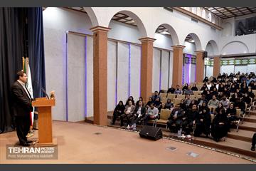 رونمایی از احکام پرسنل حجمی ایثارگر شهرداری تهران 17