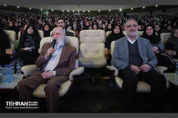 مراسم افتتاحیه پروژه‌های توسعه و بهسازی زیرساخت‌های کارآفرینی، توانمندسازی و فراغتی بانوان شهر تهران 14