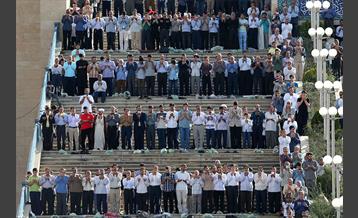 اقامه نماز عید سعید فطر در مصلی تهران 3