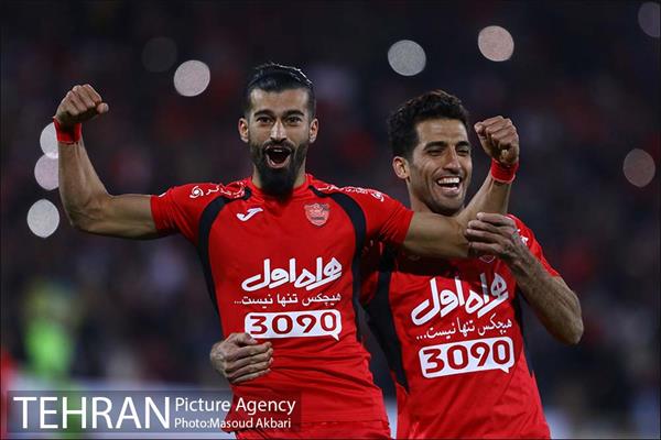 دیدار تیم های فوتبال پرسپولیس و سپاهان