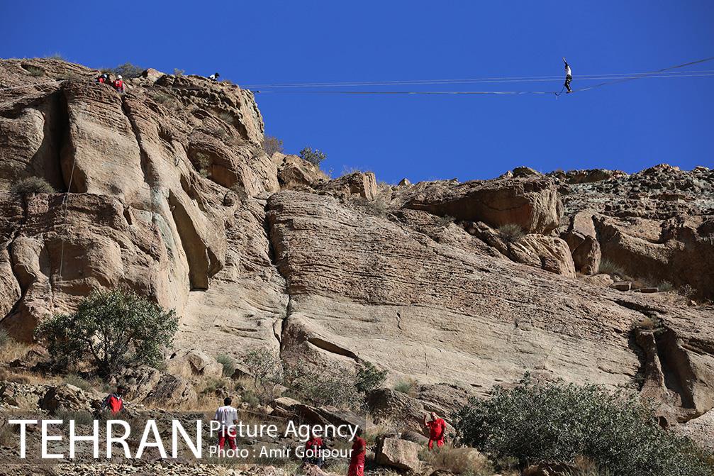 نخستین مانور امداد و نجات کوهستانی‎ 1