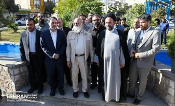 رونمایی از مجسمه «علامه امینی» 17