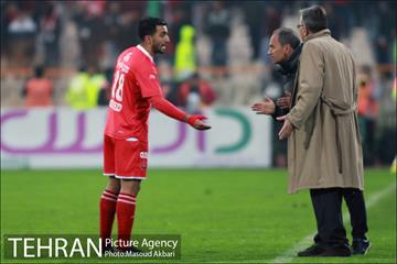 دیدار دو تیم پرسپولیس و تراکتور سازی 25