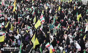 اجتماع «دختران آرمانی» - 1 17