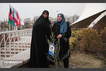 آئین روز درختکاری با حضور سفیران و نمایندگان کشورهای خارجی 7