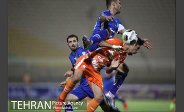 دیدار سایپا تهران استقلال خوزستان در لیگ برتر فوتبال 2
