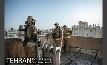 آتش سوزی پاساژ مهستان-2 33