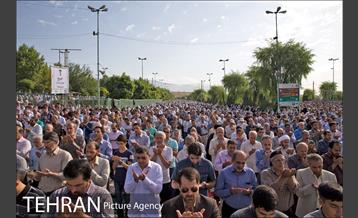 نماز عید فطر به امامت رهبر انقلاب 38