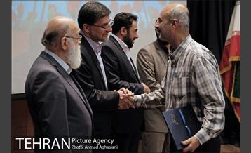 مراسم یادبود ایثارگران و شهدای حرم شهرداری تهران 30