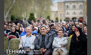 حضور شهردار تهران در جشن نوروزی میدان مشق 10