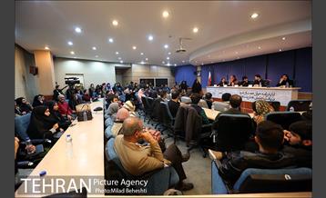 نمایشنامه خوانی سالی که دو بار پاییز شد 15