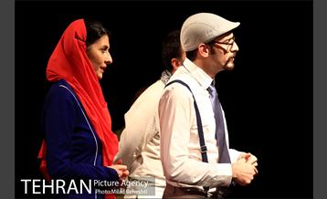 نمایش داستان عامه پسند‎ 11