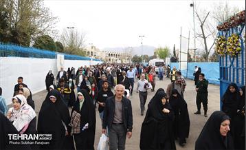 خدمت‌رسانی شهرداری تهران به نمازگزاران عید فطر در مصلی تهران 11
