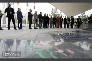 جشن درختکاری در منطقه ۵ 38