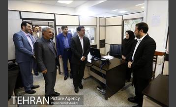 بازدید دکتر حسینی مکارم از شهرداری منطقه 5 12