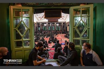 کیه سادات اخوی یک بنای وقفی برای عزاداری است که از زمان قاجار تا به امروز که ایام عزاداری آن از ابتدای محرم تا سوم امام حسین (ع) یعنی ۱۲ محرم و همین طور در ایام فاطمیه است که در باقی سال تعطیل است.