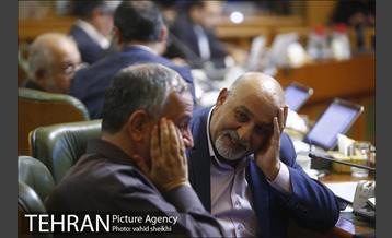 جلسه شورای شهر با حضور شهردار تهران 30