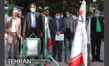 حضور شهردار تهران در بهشت زهرا(س) و مزار شهدای آتش نشان 17