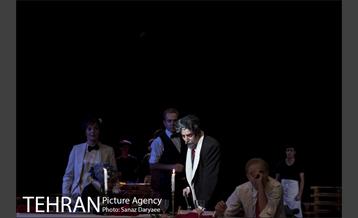 نمایش مفیستو‎ 22